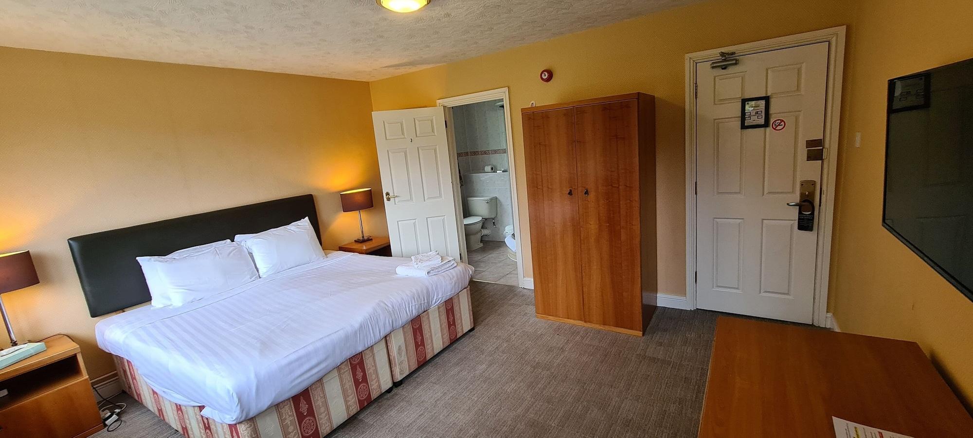 Haughton Hall Hotel & Leisure Club Телфорд Екстериор снимка