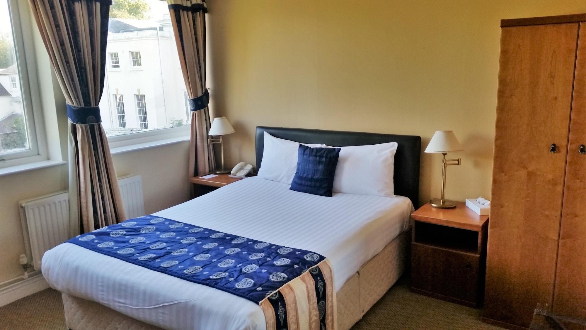 Haughton Hall Hotel & Leisure Club Телфорд Екстериор снимка
