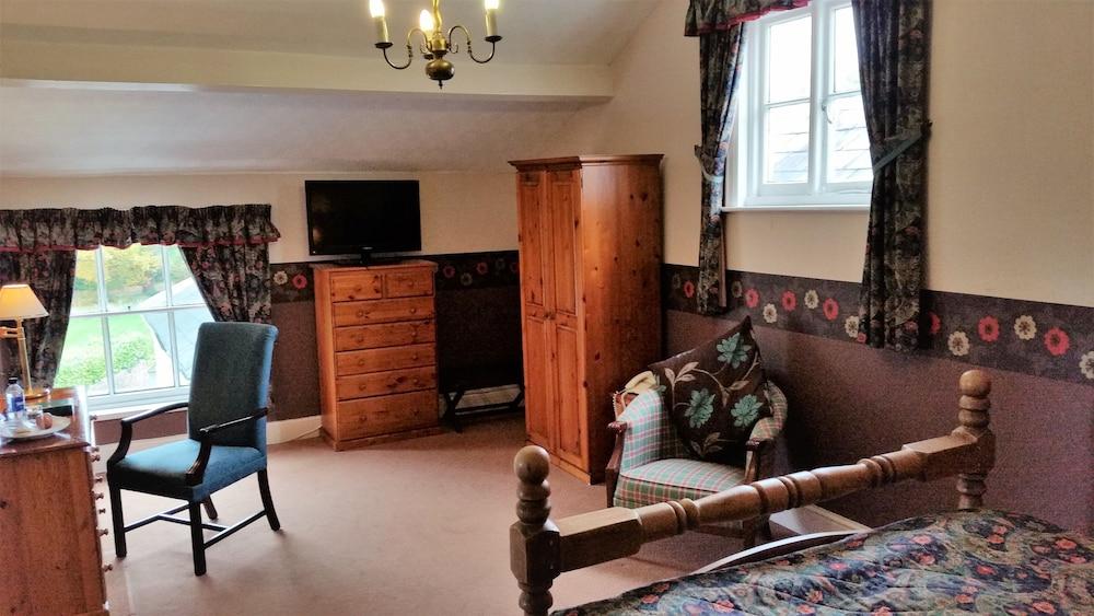 Haughton Hall Hotel & Leisure Club Телфорд Екстериор снимка
